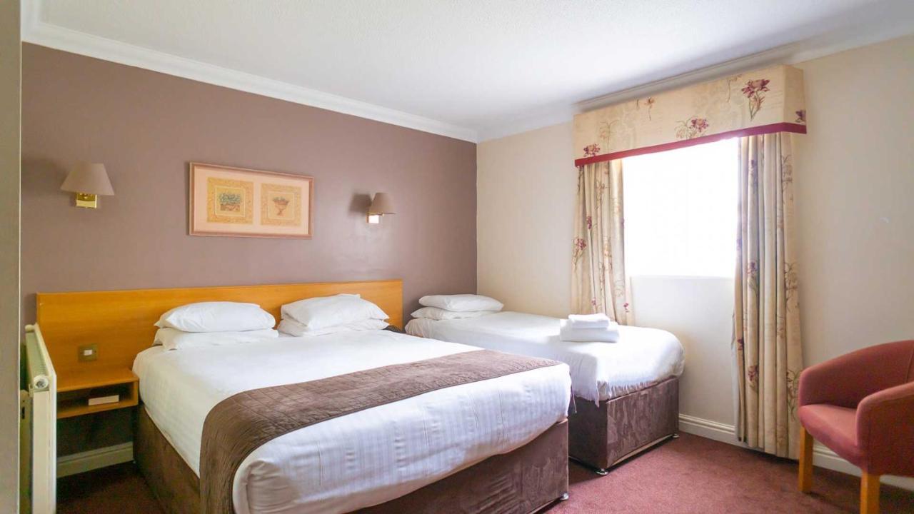 Hotel Wrexham Dış mekan fotoğraf